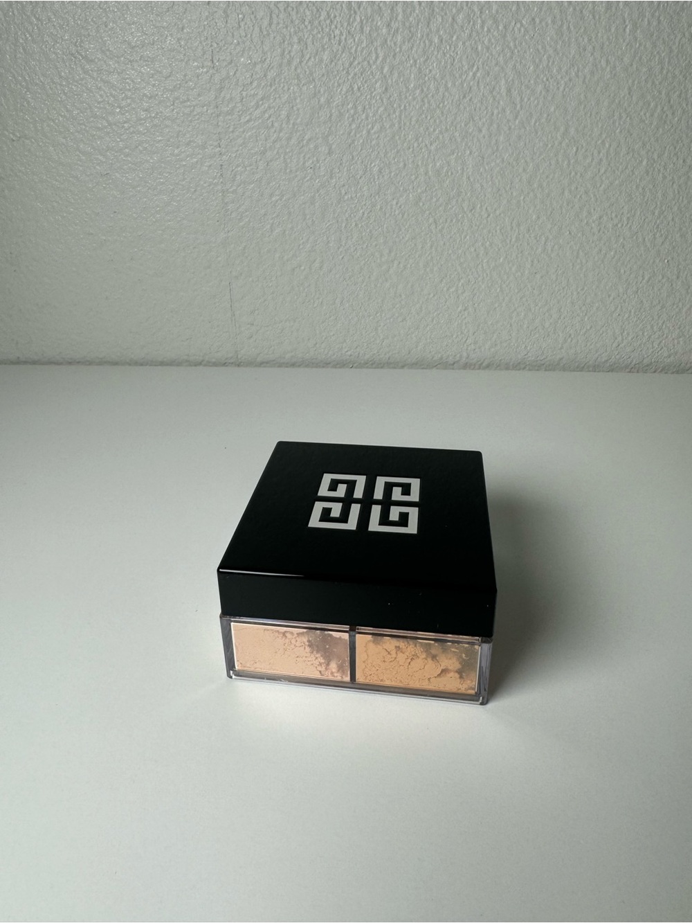 Givenchy Prisme Libre Color-Correcting Powder - Picture 4 of 4